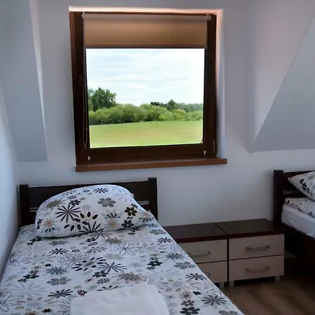 Pokoje Kleszczewo Osada Rum i privatbostad *